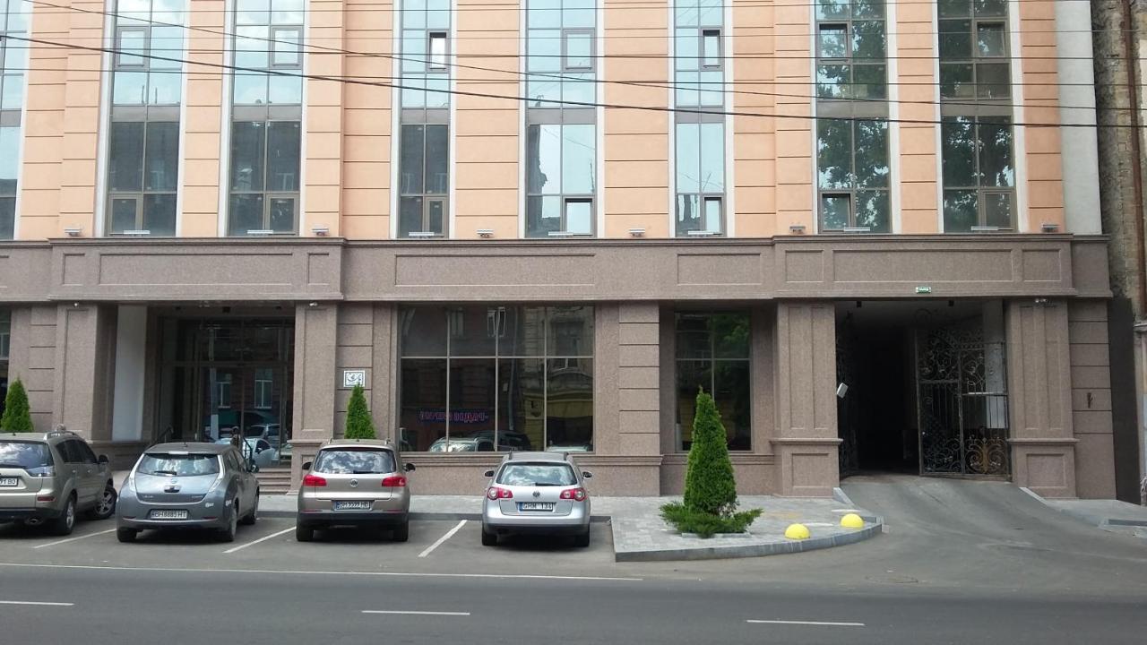 Apartment On Velyka Arnauts'Ka Str オデッサ エクステリア 写真